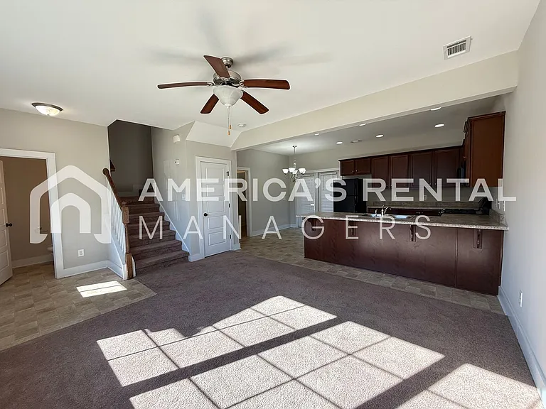 580 Polo Way — Photo 5