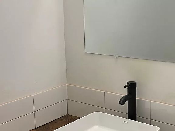 5th image of 1040 N Montgomery St #11157744