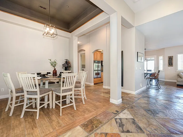 7029 Pembroke Way — Photo 12