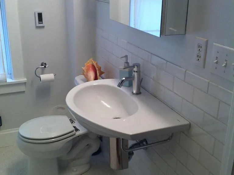 modern bathroom, heated floor
