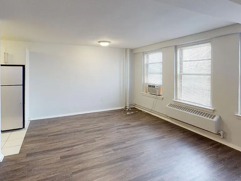Dining/Living room