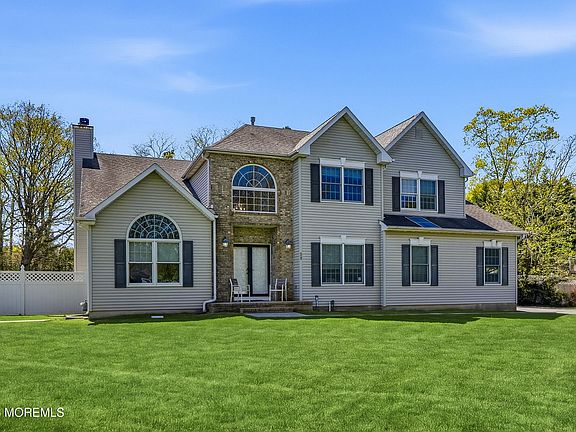 2nd image of 58 Georgetown Rd