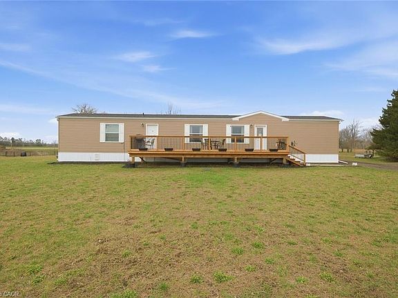 3rd image of 837 Fertilizer Rd