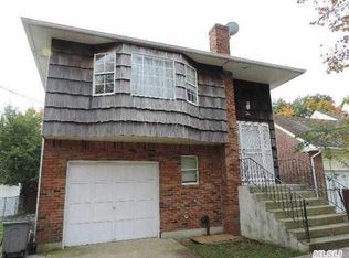36 Dorlon St, Hempstead, NY 11550