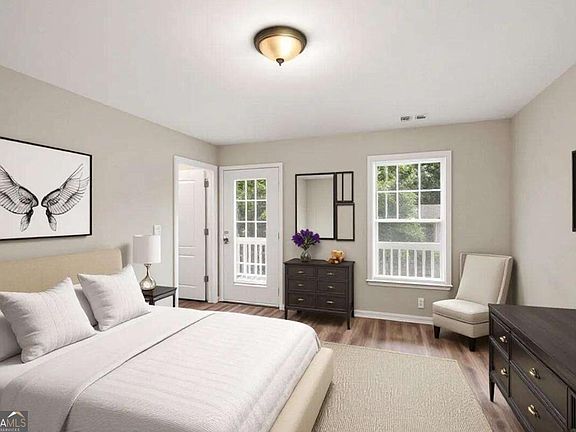 5th image of 142 Lawton St SW