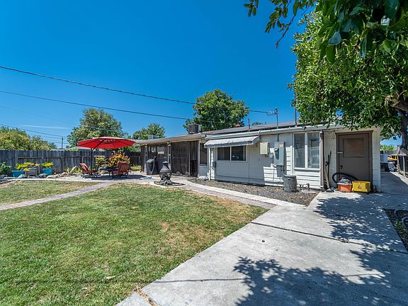 5th image of 232 Marengo Ave