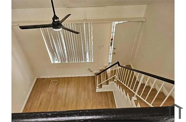 Building Photo - 12862 Benson Ave #12