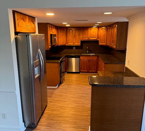 3rd image of 4815 Sunfish Ct