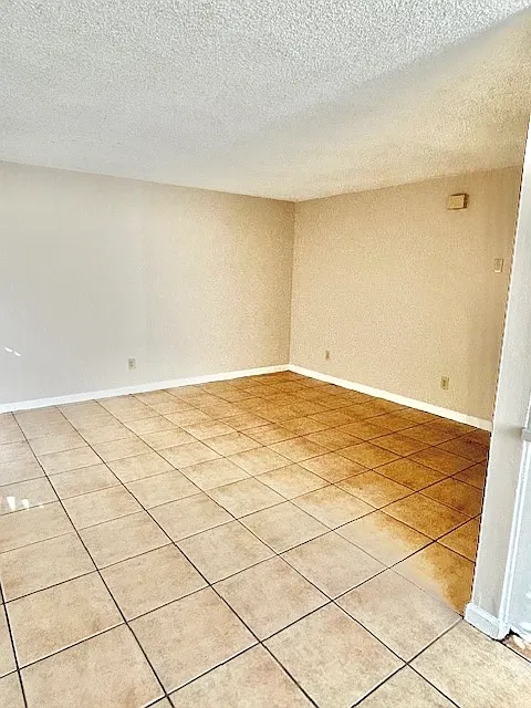 1 bed, 550 sqft, $1,525 — Photo 3
