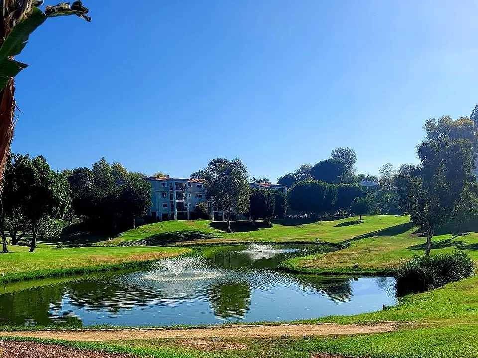 5515 Paseo Del Lago W #2A