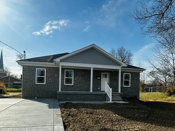 4704 Quinn Dr, Louisville, KY 40216