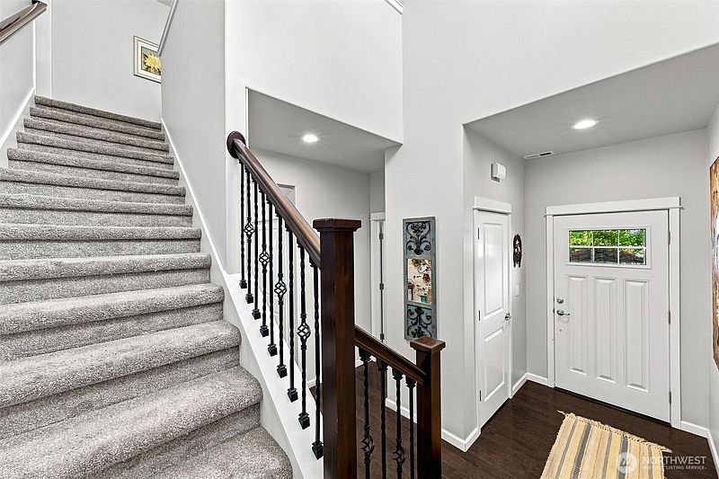 3rd image of 11730 172nd Street Ct E