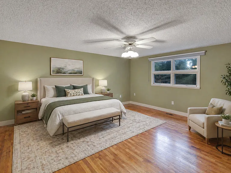 Bedroom 4 - upstairs