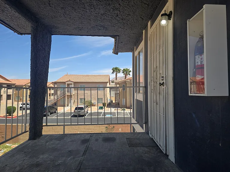 1724 Breckenwood Ct — Photo 34