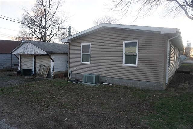 2nd image of 503 S Vine St