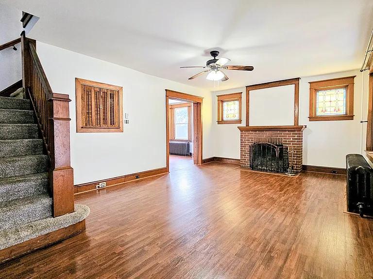 324 S Broad St — Photo 5