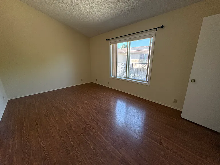 Huge bedroom with cathedral ceilings and private bathroom