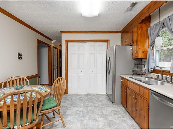 5th image of 6424 Cherrygrove Ln