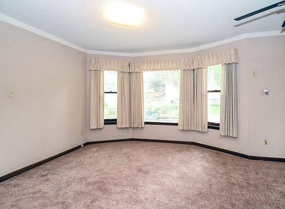 4th image of 432 17th Ave N