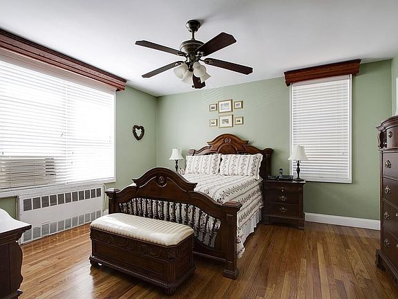 3rd image of 2260 Benson Ave APT 1D