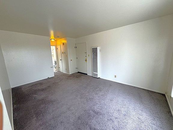 4th image of 2428 Ellsworth St APT 303