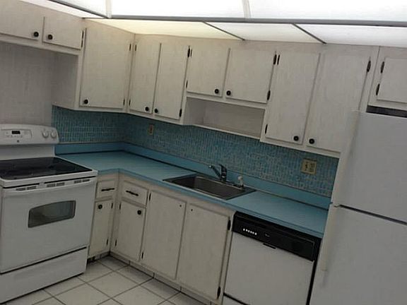 4th image of 231 174th St APT 1110