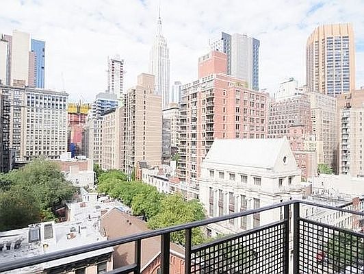 5th image of 152 Lexington Ave #10A