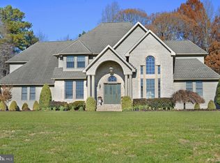 19 Lake Crest Dr, Milford, DE 19963