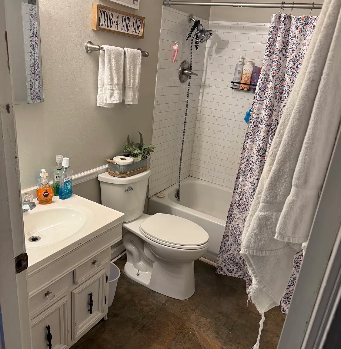 3 bed, 960 sqft, $1,400 — Photo 2