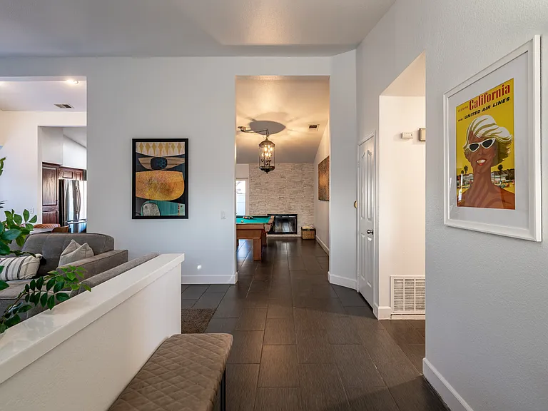 Calico Cir — Photo 9