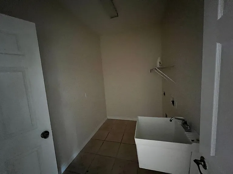2585 Yuma Ave — Photo 21