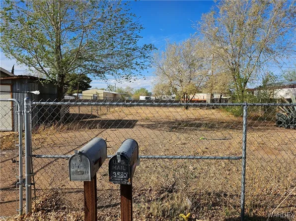 3579 E Neal Ave, Kingman, AZ 86409