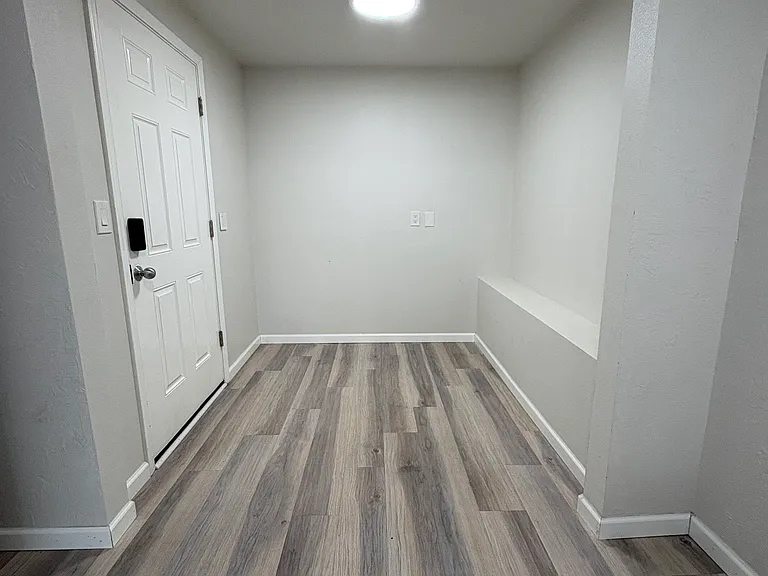 1442 E 18th Ave #24 — Photo 2