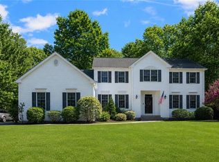 294 Sylvan Ct, North Kingstown, RI 02874