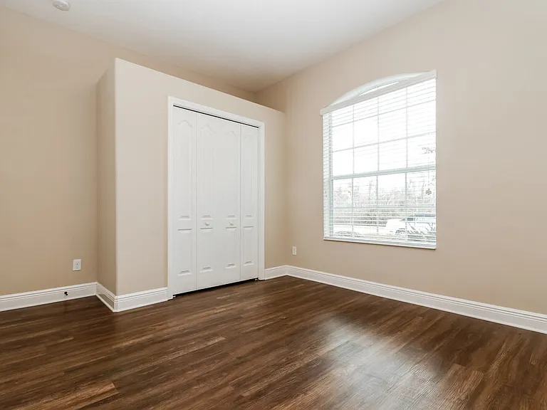 12307 Cricklewood Dr — Photo 10