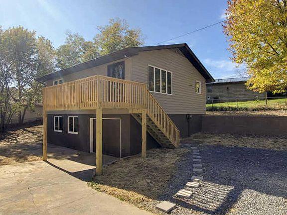 3rd image of 133 Wembeck Dr