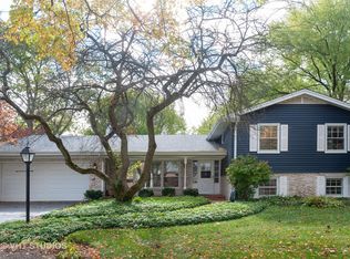 2813 Shannon Rd, Northbrook, IL 60062