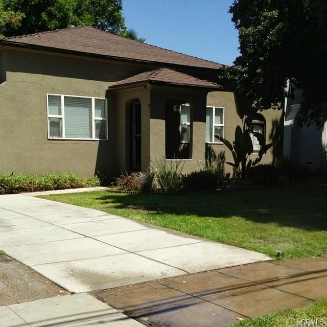 1st image of 7 Buena Vista St