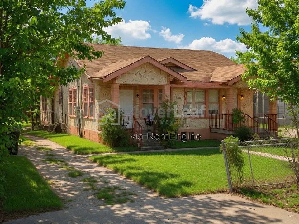226 McLaughlin Ave #102