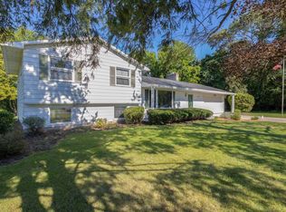 54669 Brookside Dr, Elkhart, IN 46514