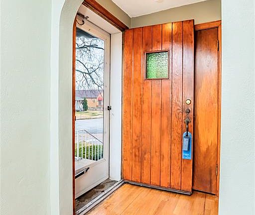 5th image of 5689 Pernod Ave