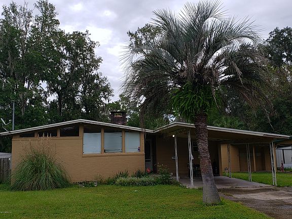 2nd image of 7032 Bonnie Brae Ln
