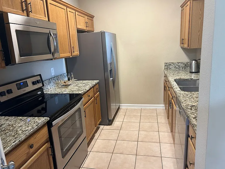 10550 Baymeadows Rd #827 — Photo 14