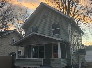 2222 SW 24th St, Akron, OH 44314