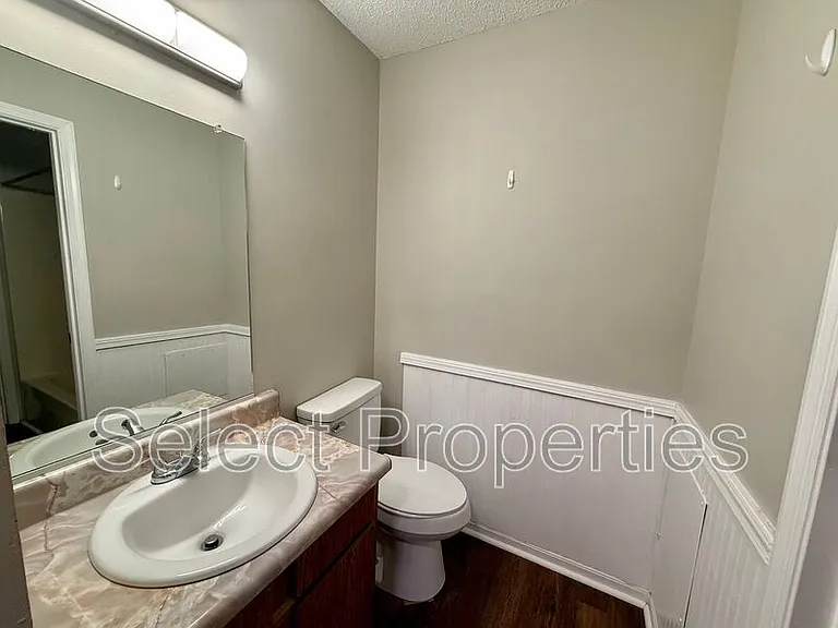 2015 Stonemill Dr #1 — Photo 8