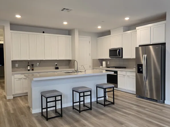 8465 Vanhoy Creek St, Las Vegas, NV 89166