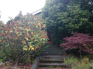 128 N 74th St, Seattle, WA 98103