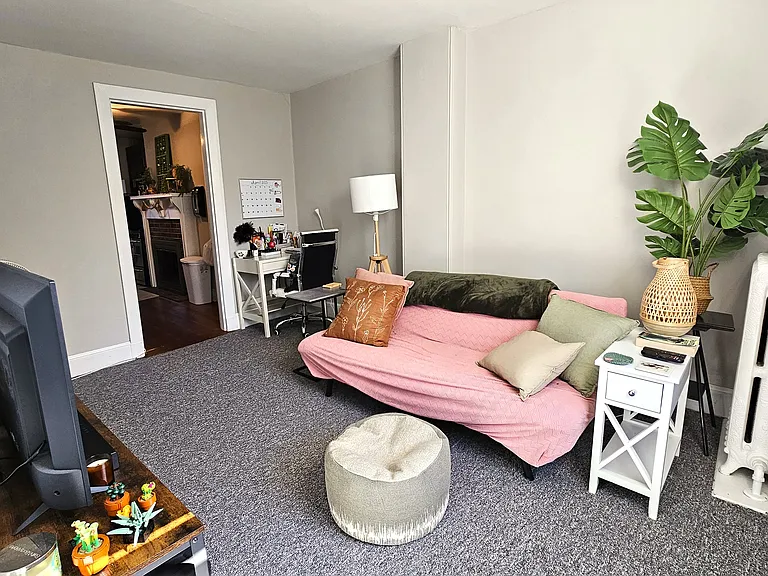 339 W Miner St #C — Photo 3
