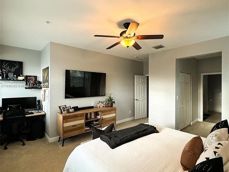 1006 SW 147th Ave — Photo 13