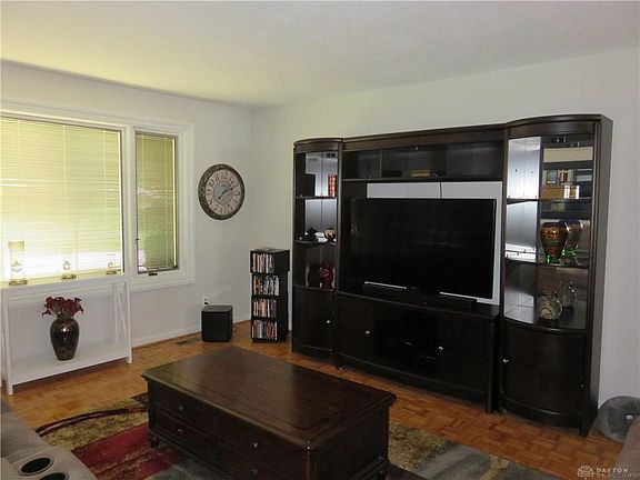 4th image of 5112 Creekmore Ct
